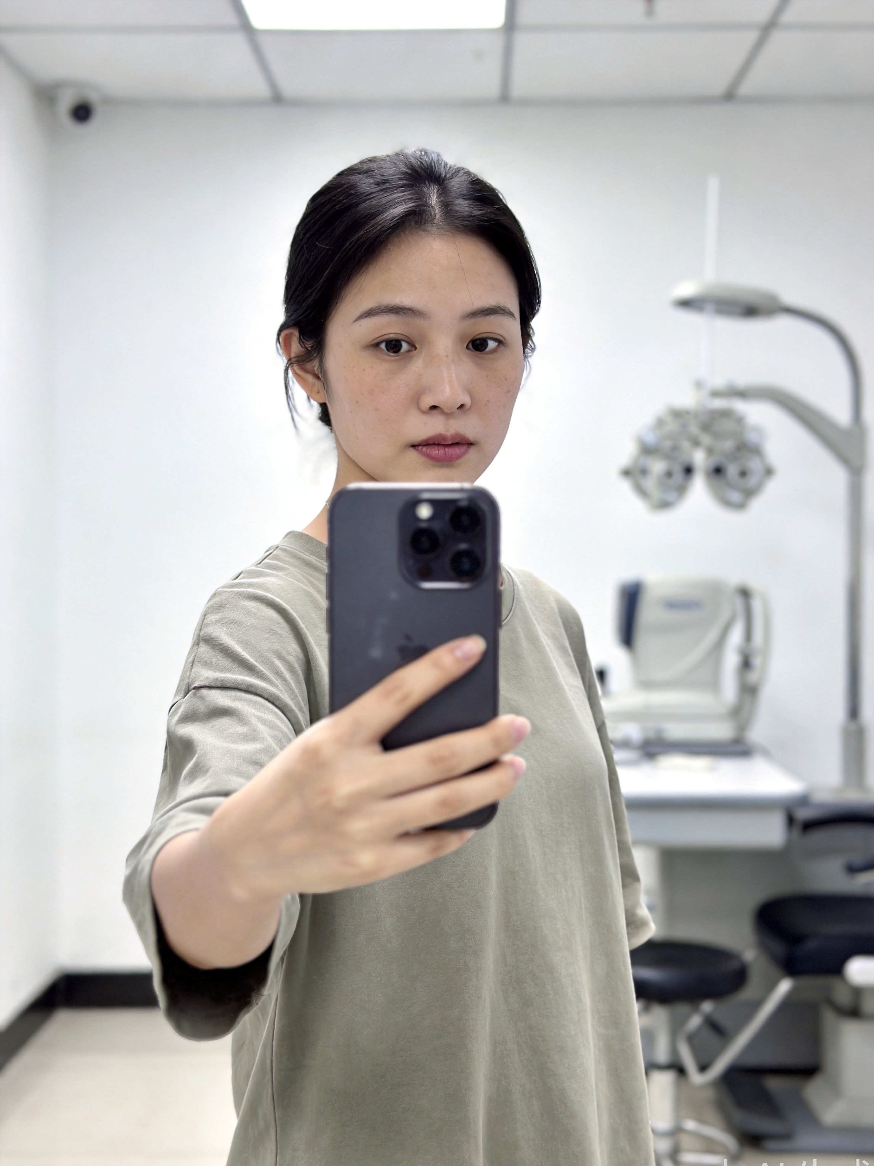 昆明近视手术医生张月：眼底与屈光双重经验的屈光专科医师