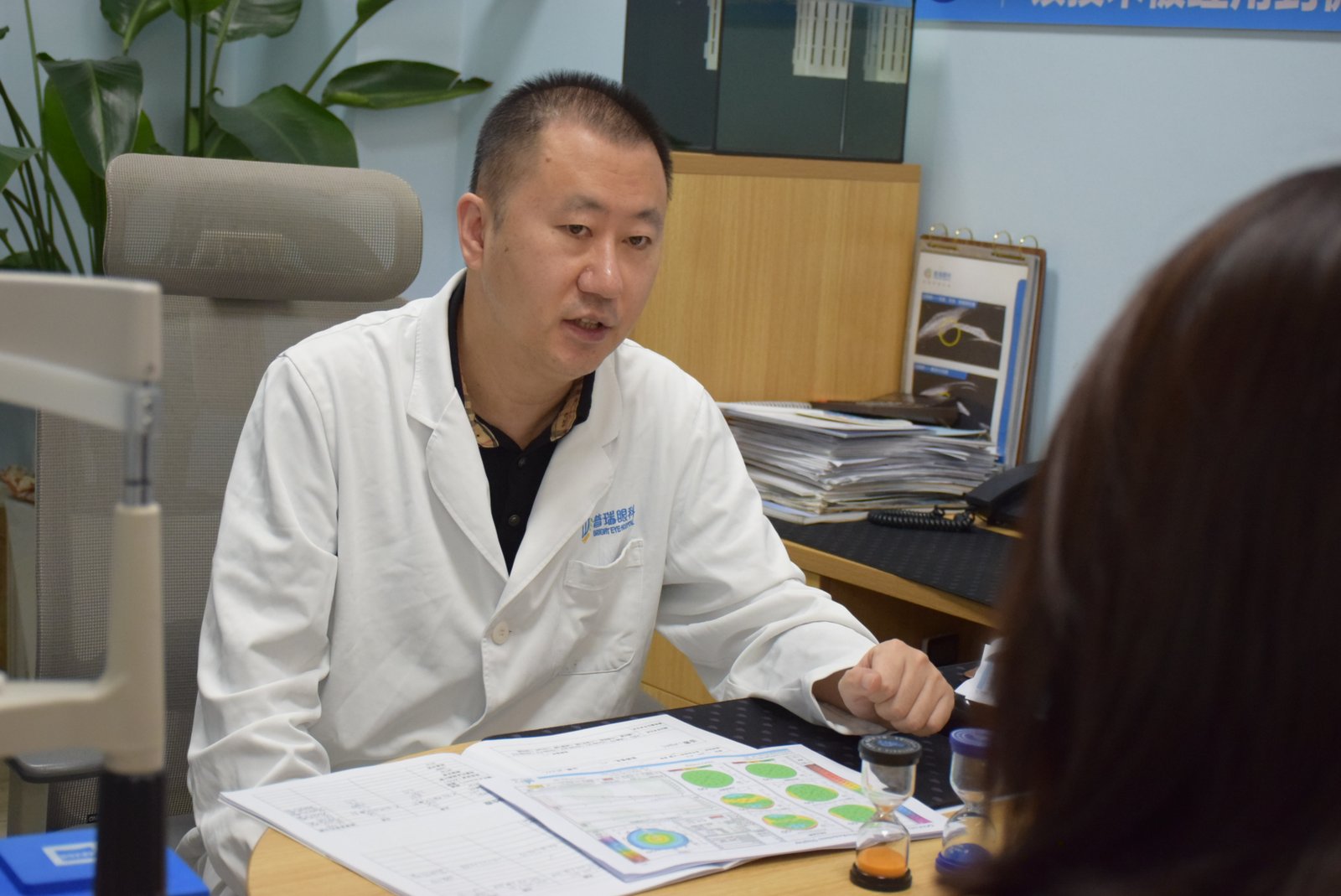 昆明普瑞眼科医院术前检查流程现场